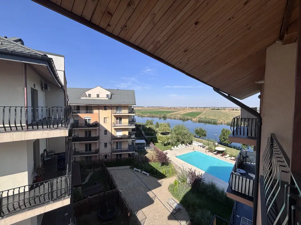 INCHIRIEZ PENTHOUSE NORTHLIGHT COSMOPOLIS img 11